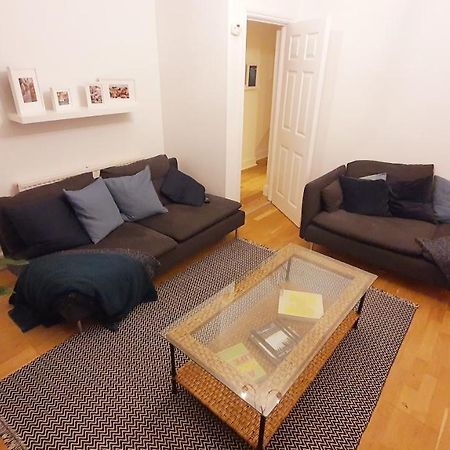 Lovely 2 Bedroom Period Garden Flat. Londra Esterno foto