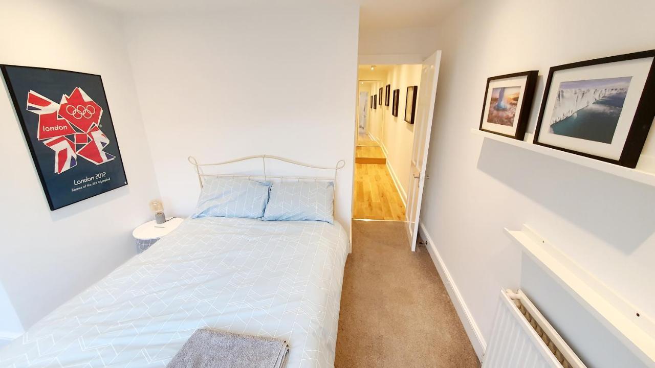Lovely 2 Bedroom Period Garden Flat. Londra Esterno foto